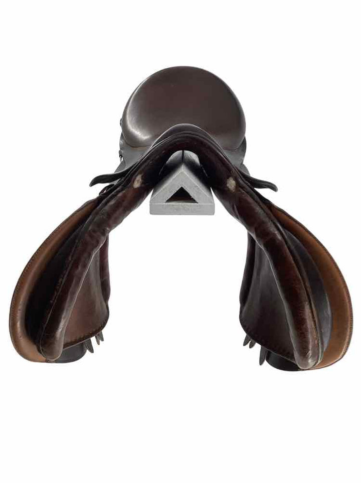 18" Stubben used all purpose saddle