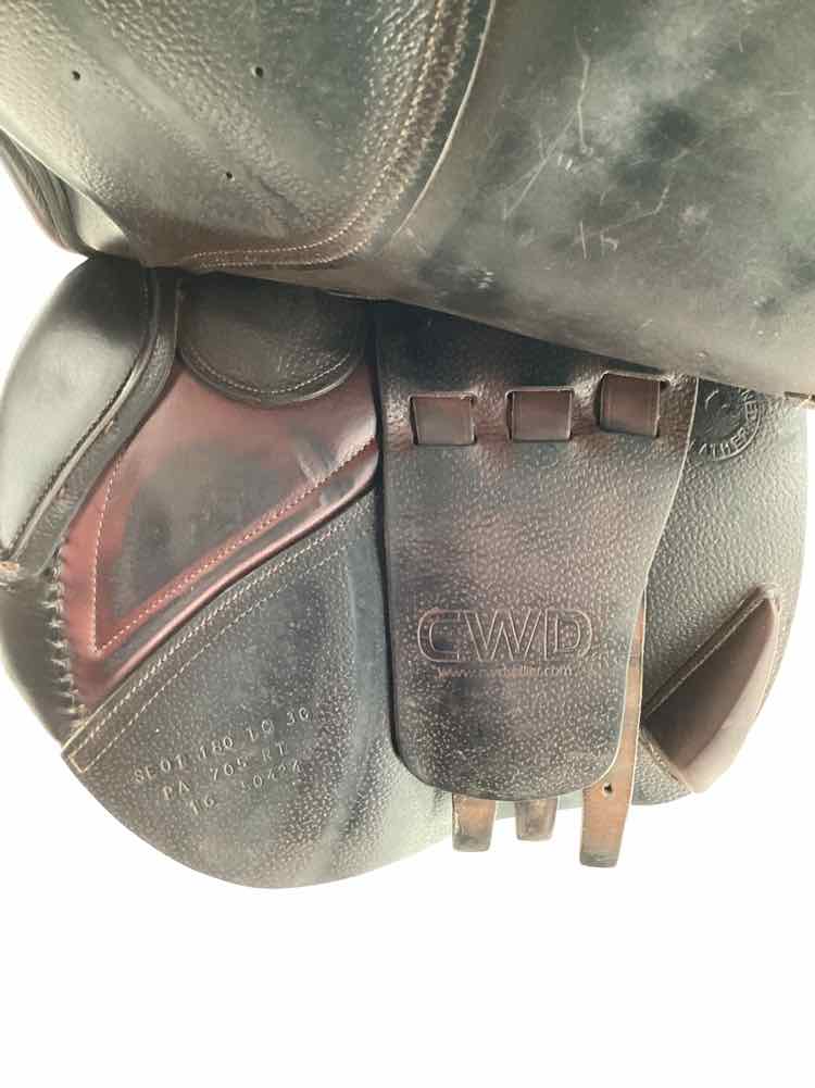 18" CWD used close contact saddle B with cover