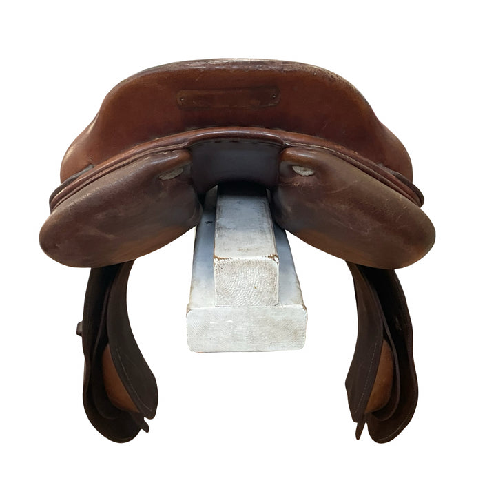 17" CWD SE01 Medium Used Hunter/Jumper Saddle