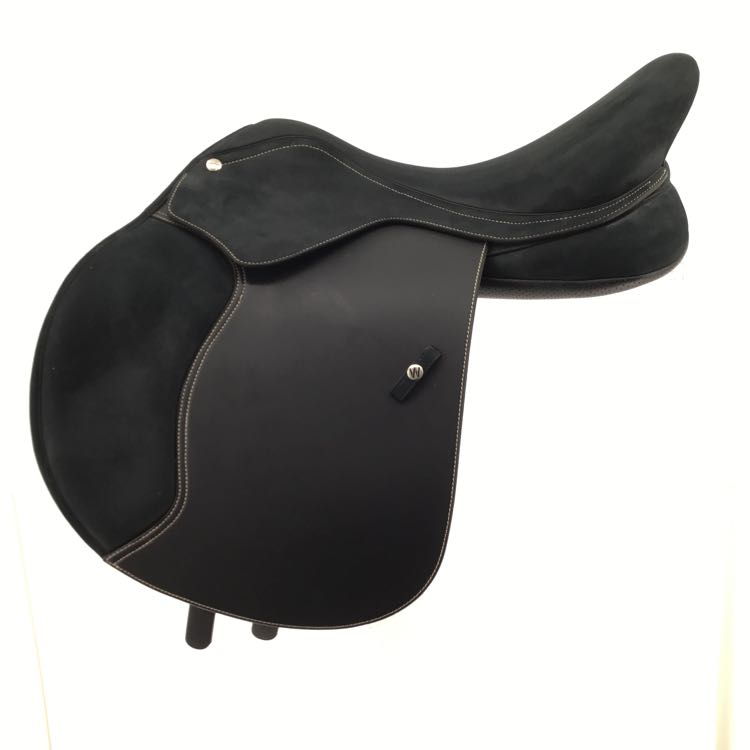 17" Wintec pro jump adjustable tree saddle B