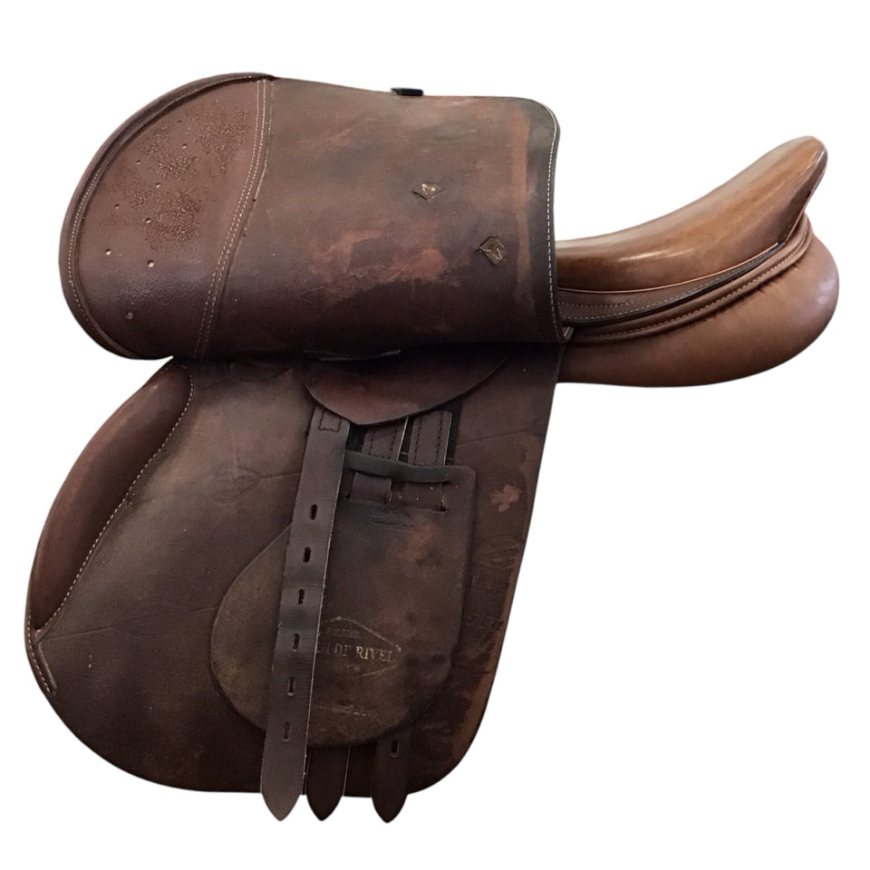 16.5" HDR Close Contact Pro Wide Used Hunter/Jumper Saddle - H