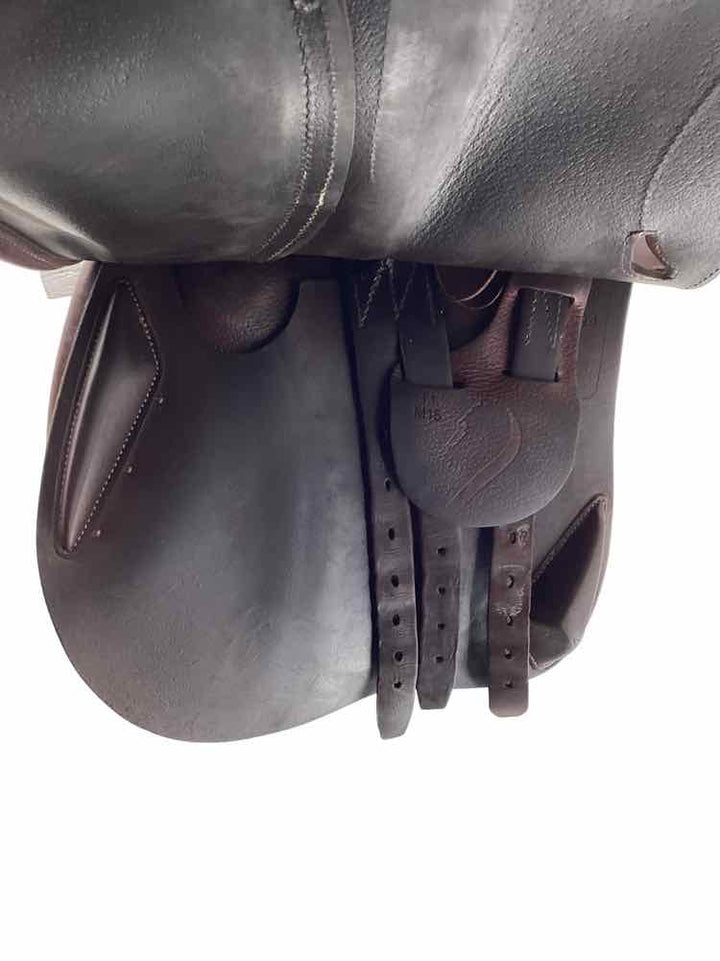 17" Antares evolution used close contact saddle