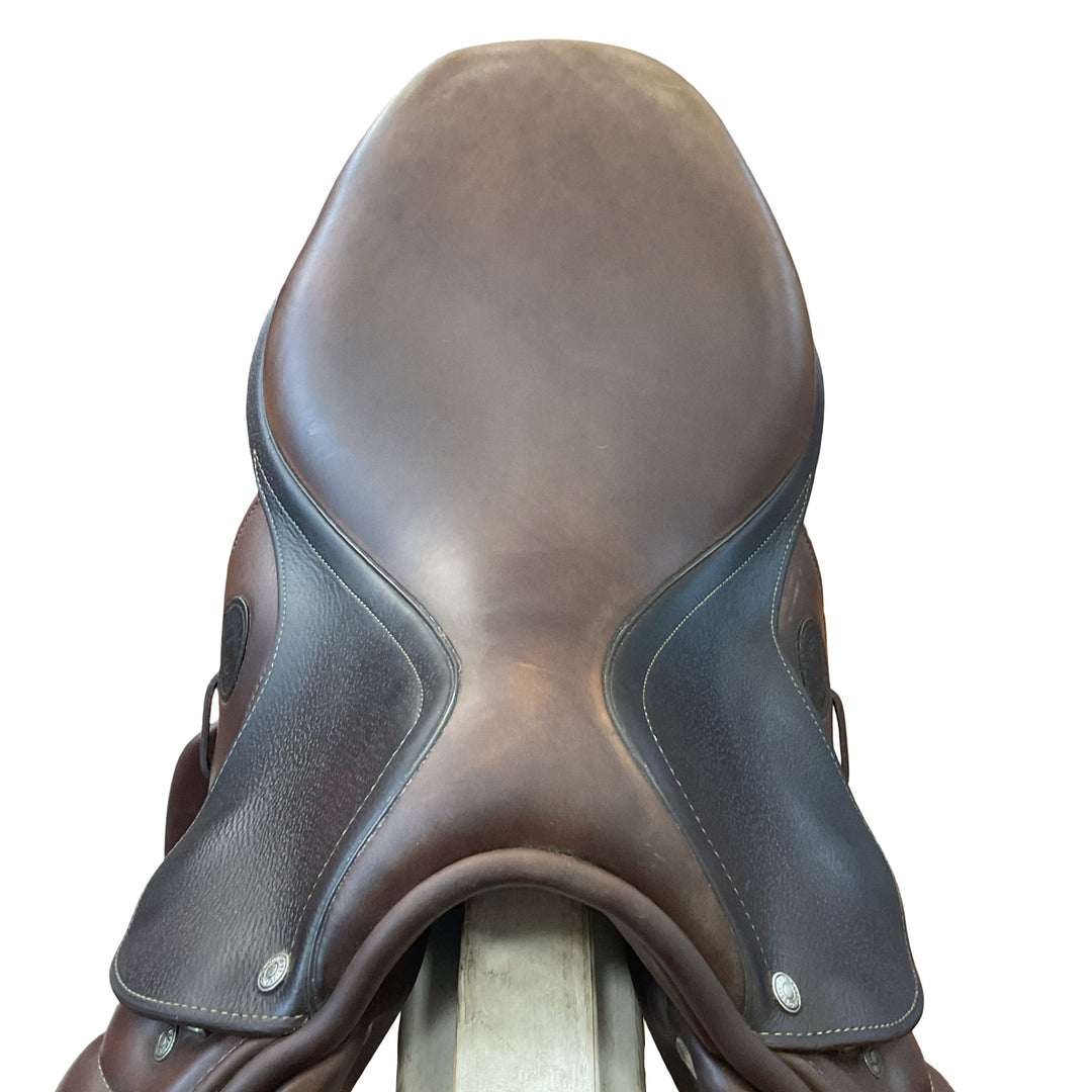 18" Antares Skylla Med/Wide Used Hunter/Jumper Saddle