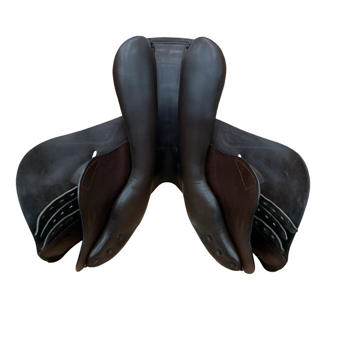 17" Equiline Scott Stewart Wide Used Hunter/Jumper Saddle