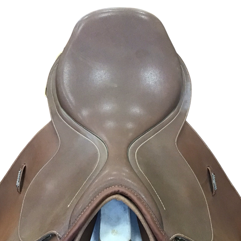 16.5" Wintec Adjustable Used Hunter/Jumper Saddle - H