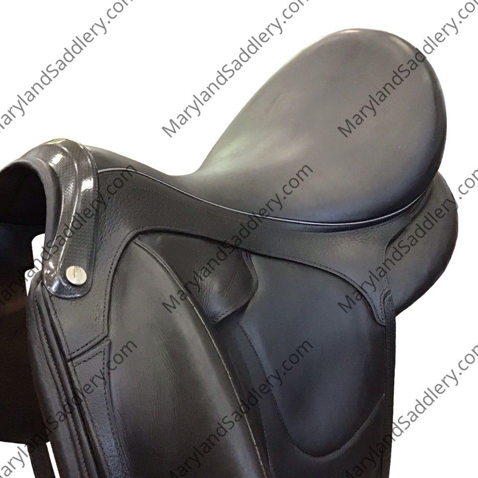 18-18.5" Devoucoux Makila Harmonie Medium Used Dressage Saddle - H