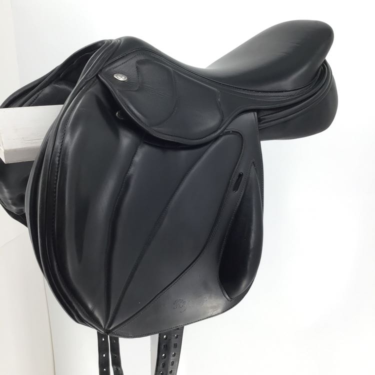 17.5" Ryder mono flap jumping saddle B