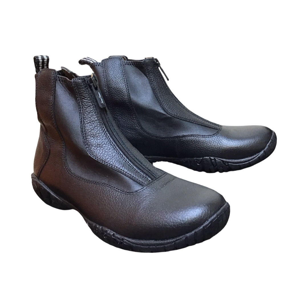 Best Deals on New & Used Horse Tack & Equestrian Consignment Apparel
