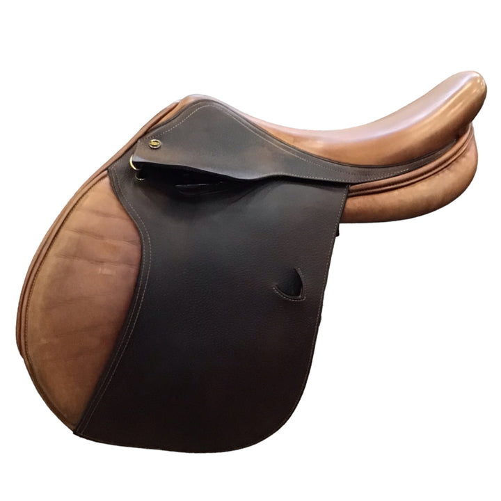 17" Richard Castelow Custom Medium/Wide Used Hunter/Jumper Saddle - H