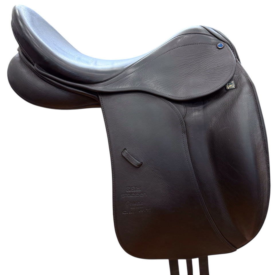 18" Stubben Genesis De Luxe 29cm Medium Used Dressage Saddle - H