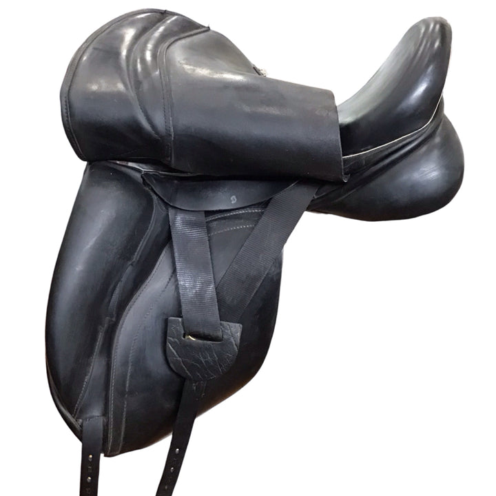 17.5" Hulsebos WB4 Med/Narrow Used Dressage Saddle - H