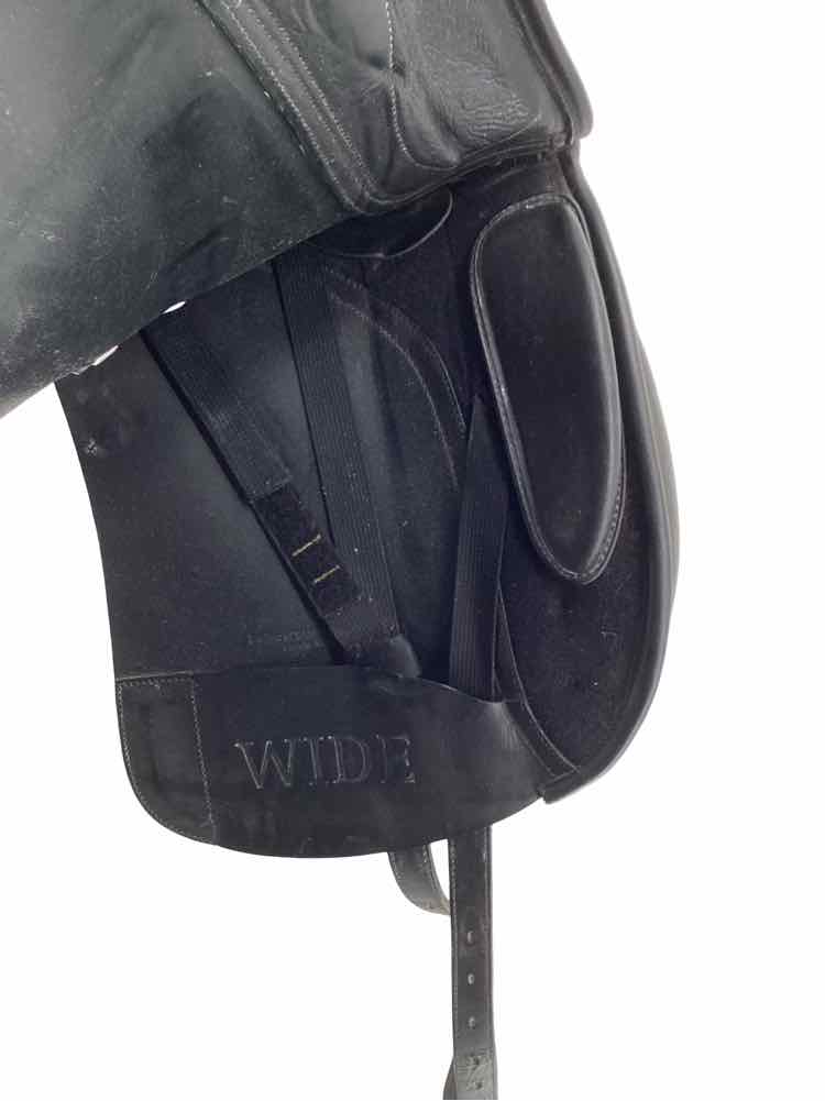 18" Bates Isabell wide dressage saddle