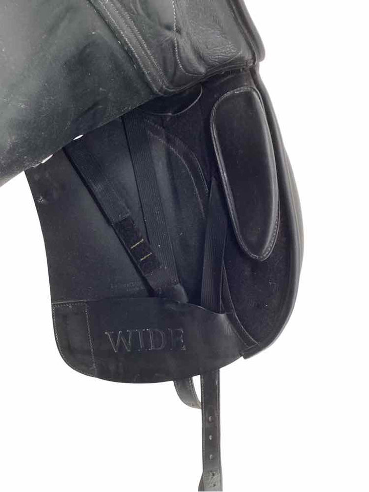 18" Bates Isabell wide dressage saddle