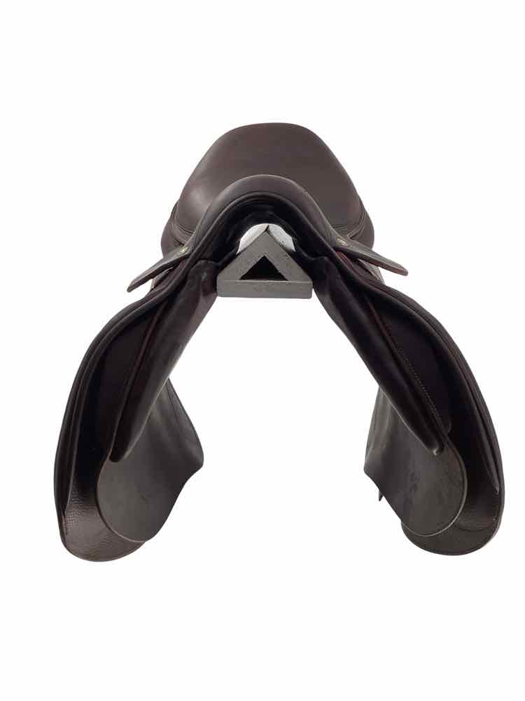 17" Devoucoux used close contact saddle