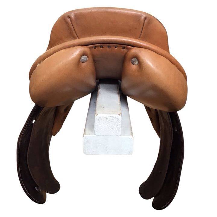 17.5" Crosby Centennial Wide Used Hunter/Jumper Saddle - H