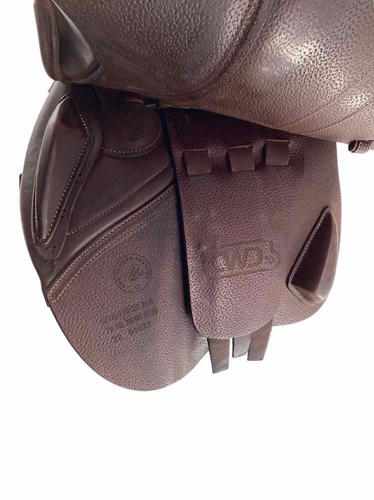 17.5" CWD SEO3 used close contact saddle with cover