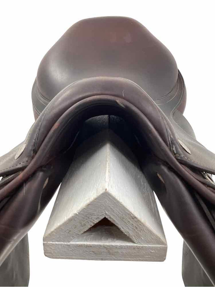 18" CWD used close contact saddle B with cover