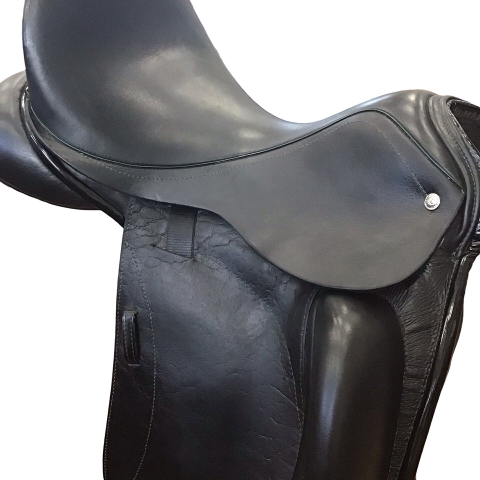 18" Custom Saddlery Everest Wide Used Dressage Saddle - H