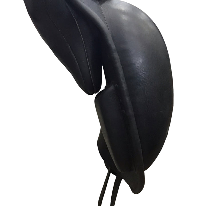 18" Lazer Destiny Medium Used Dressage Saddle - H