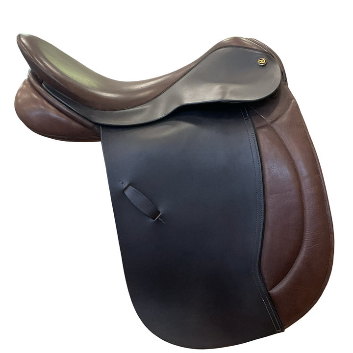 18" Derby House Wide Used Dressage Saddle