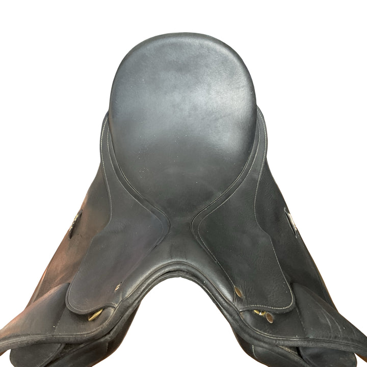 17.5" Wintec Isabell Werth Adjustable Used Dressage Saddle