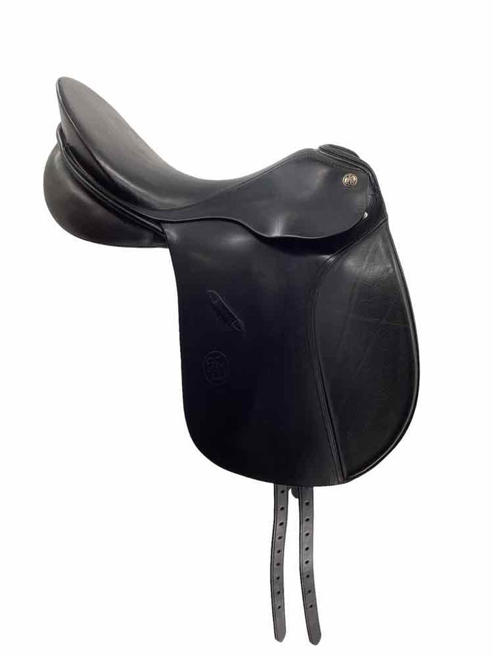 18" FerdiWeischnberg used dressage saddle B