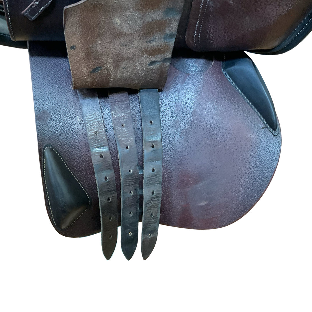 17.5" Devoucoux Biarritz S Wide Used Hunter/Jumper Saddle