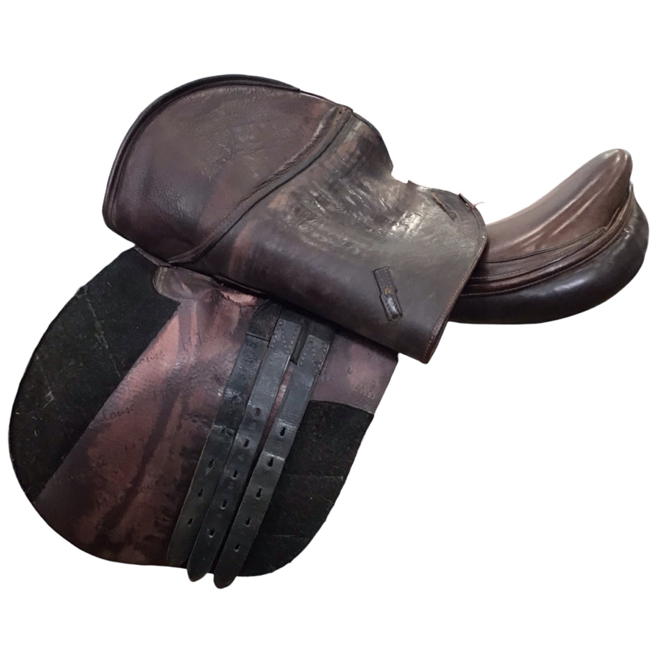 17.5" M. Toulouse Lucia II Wide Used Hunter/Jumper Saddle - H