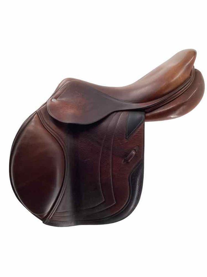 18" CWD used close contact saddle forward flap