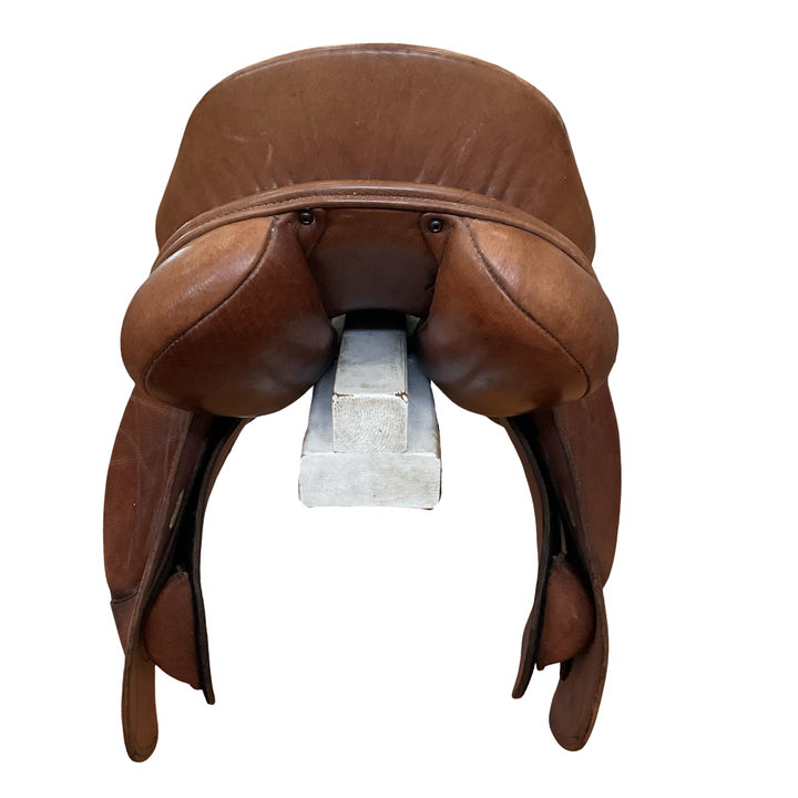 18" Schleese Eagle Size 3 Med/Wide Used Hunter/Jumper Saddle