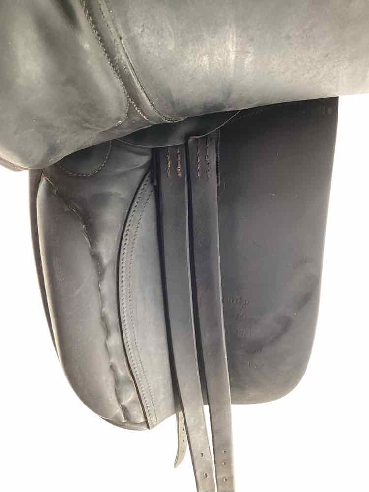 16.5" County Competitor used dressage saddle
