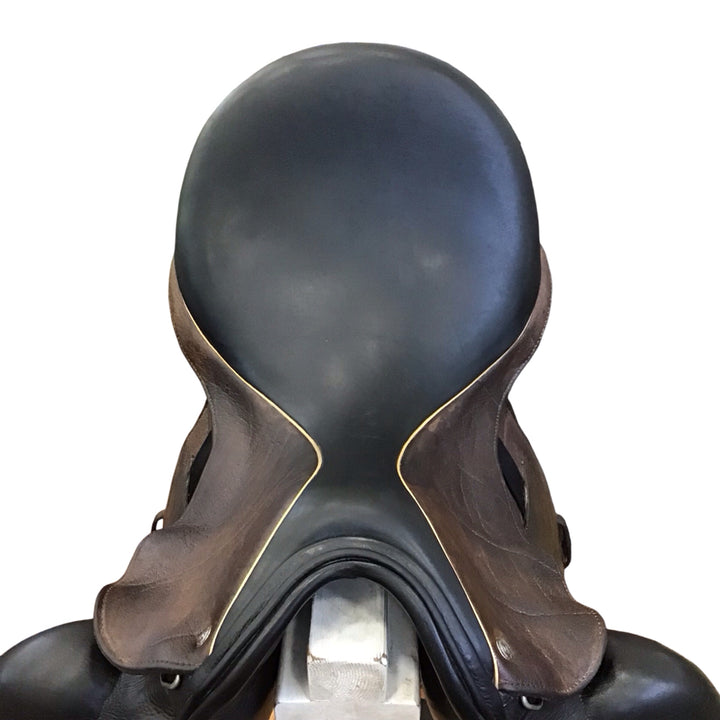 18" Custom Saddlery Icon Star Medium Used Dressage Saddle - H