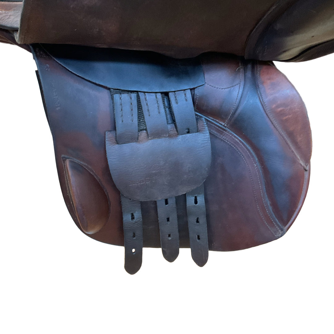 18" County Innovation Narrow Used Hunter/Jumper Saddle
