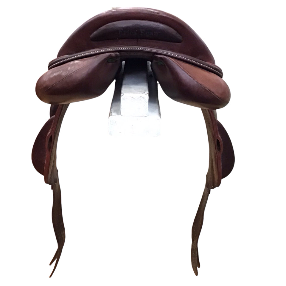 17.5" Devoucoux Chiberta Lab Medium Used Hunter/Jumper Saddle - H