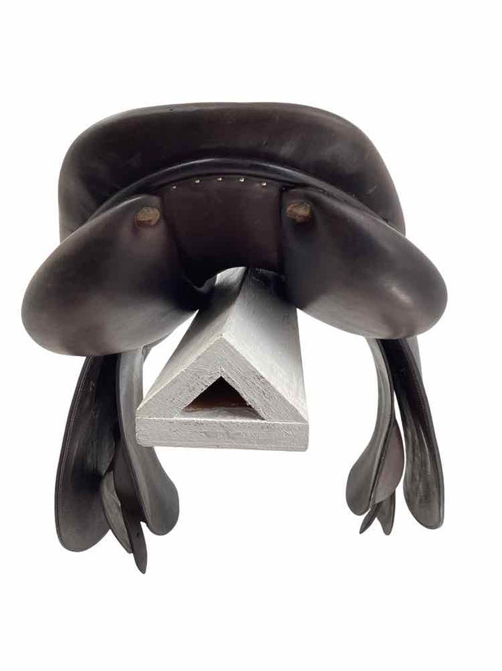 17" Butet used close contact saddle B