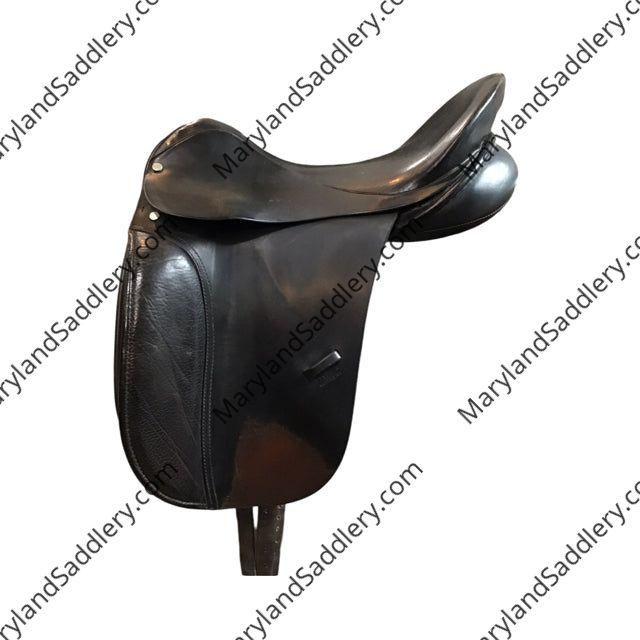 18" Centaur Medium Tree Used Dressage Saddle - C