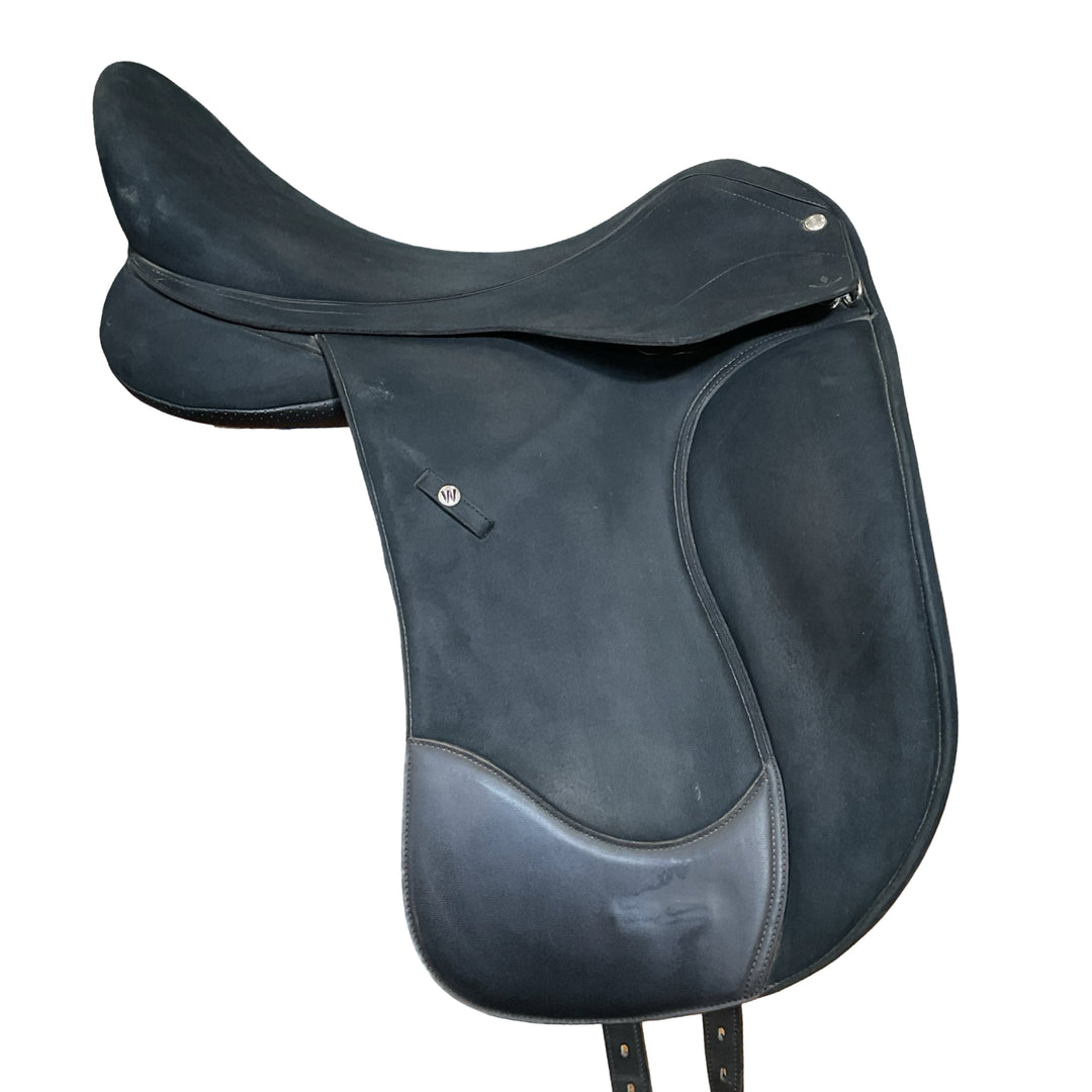 18" Wintec Isabell Icon Adjustable Used Dressage Saddle