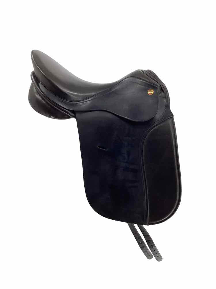 17" Karl Niedersuss used dressage saddle B