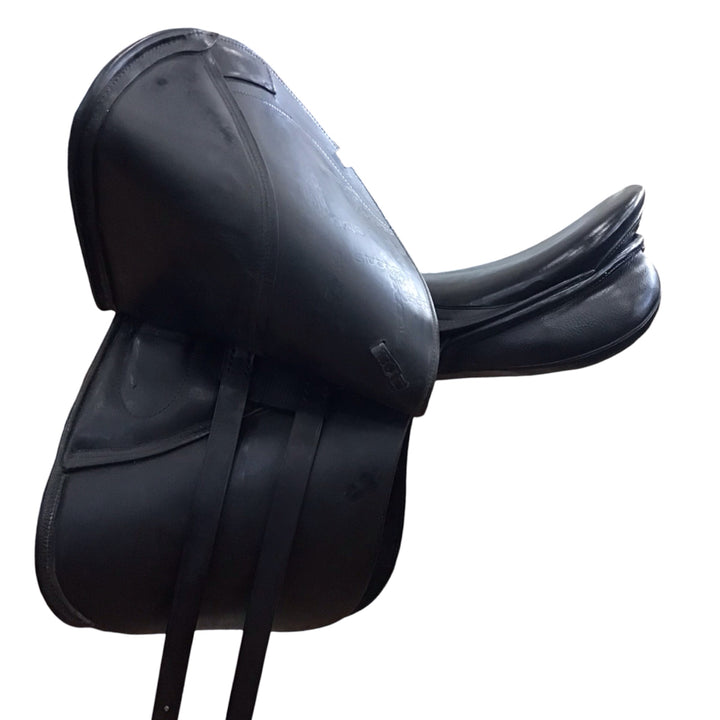 17.5" Stubben Custom Genesis Deluxe 27cm Narrow Used Dressage Saddle - H