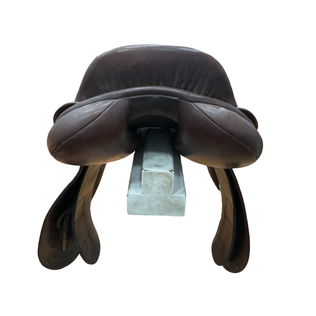 17" M. Toulouse Platinum Legano Medium Used Hunter/Jumper Saddle - H