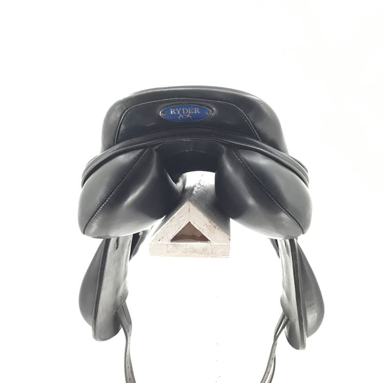 17.5" Ryder mono flap jumping saddle B