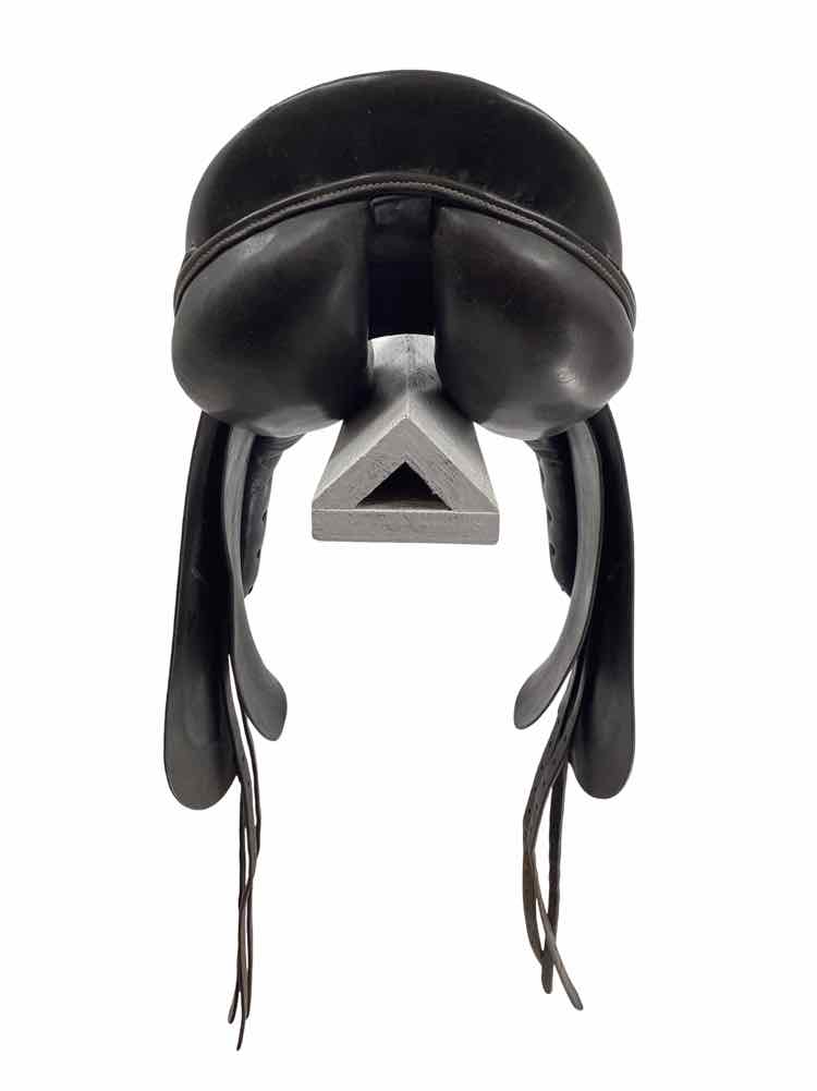 16.5" Crosby used dressage saddle