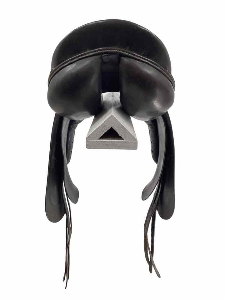 16.5" Crosby used dressage saddle