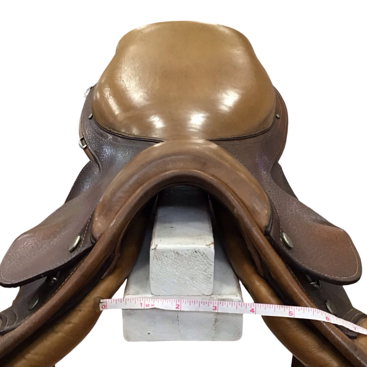 16.5" Beval Devon 2000 Med/Narrow Used Hunter/Jumper Saddle - H