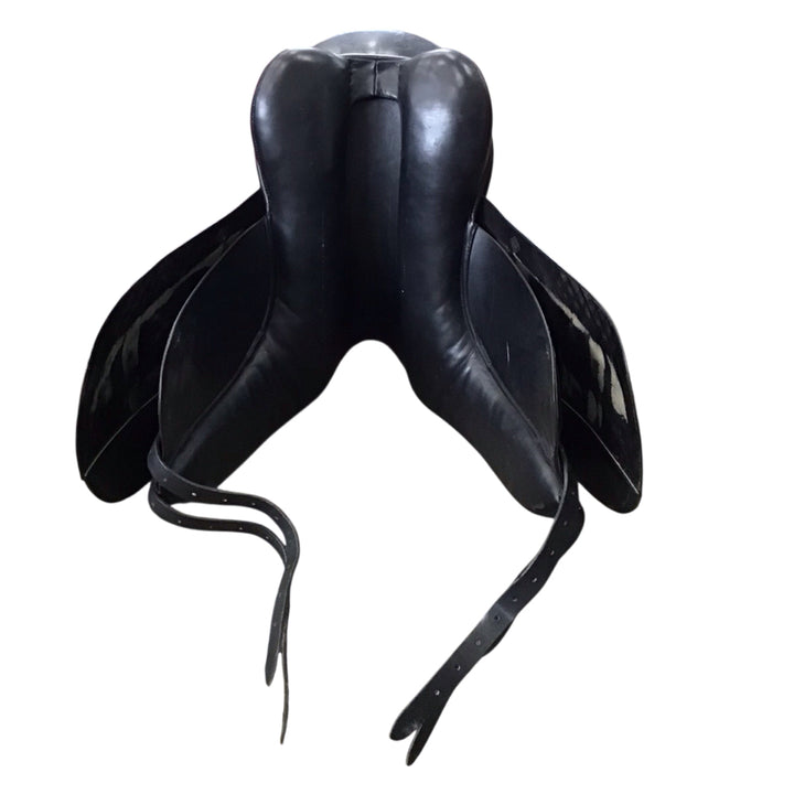 17" Dover Circuit Medium Used Dressage Saddle - H