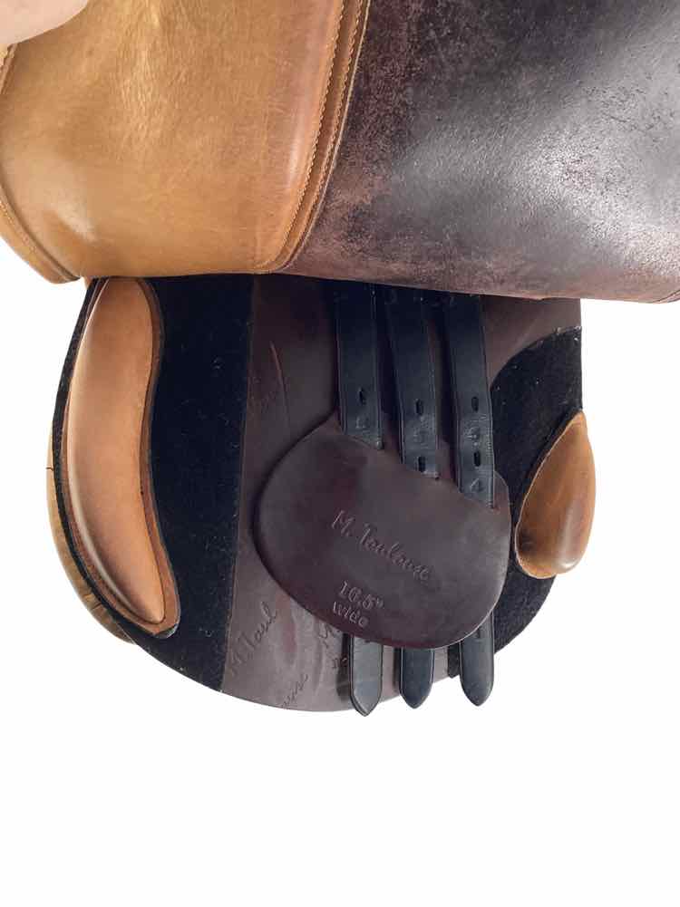 16.5" M Toulouse used close contact saddle