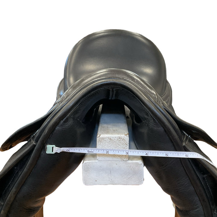 17" County Connection Medium Used Dressage Saddle