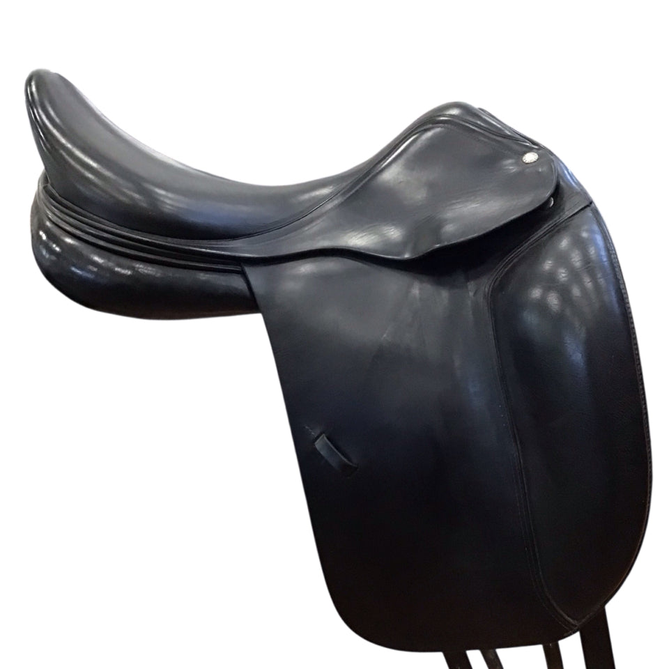 17.5" Amerigo Medium Used Dressage Saddle - H