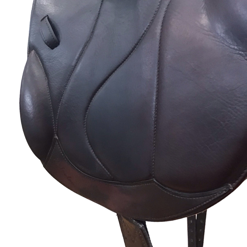 16.5" M. Toulouse Marielle Wide Used Hunter/Jumper Saddle - H