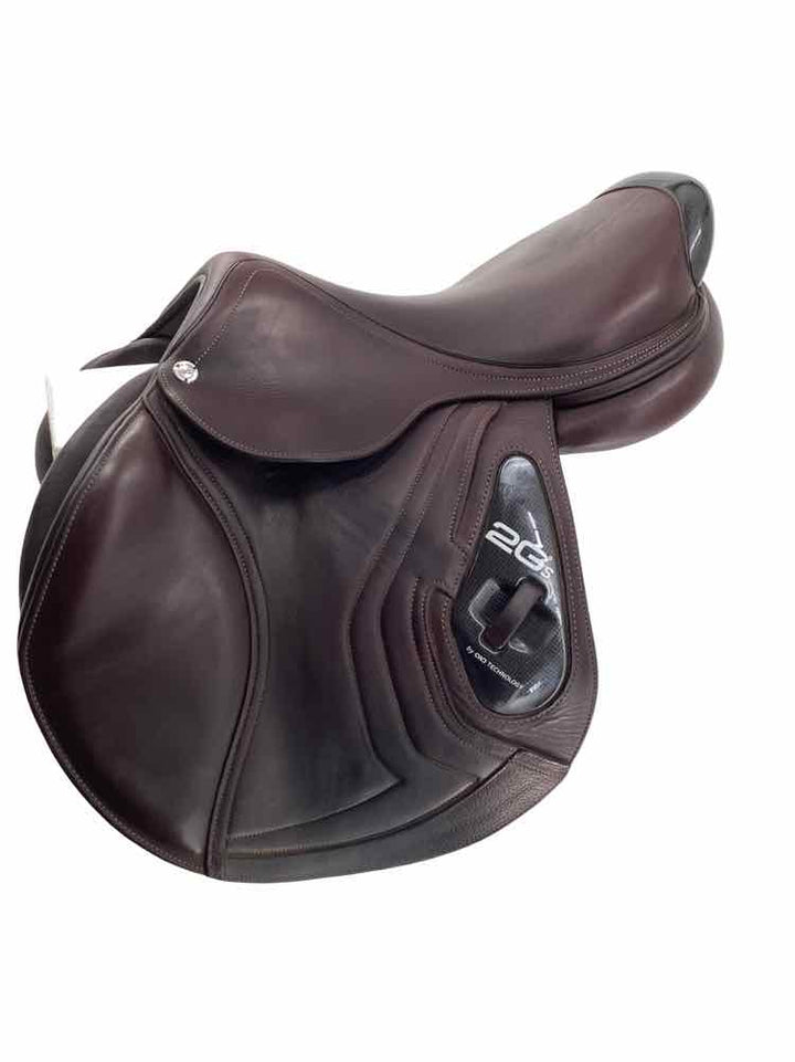 17" CWD used close contact saddle